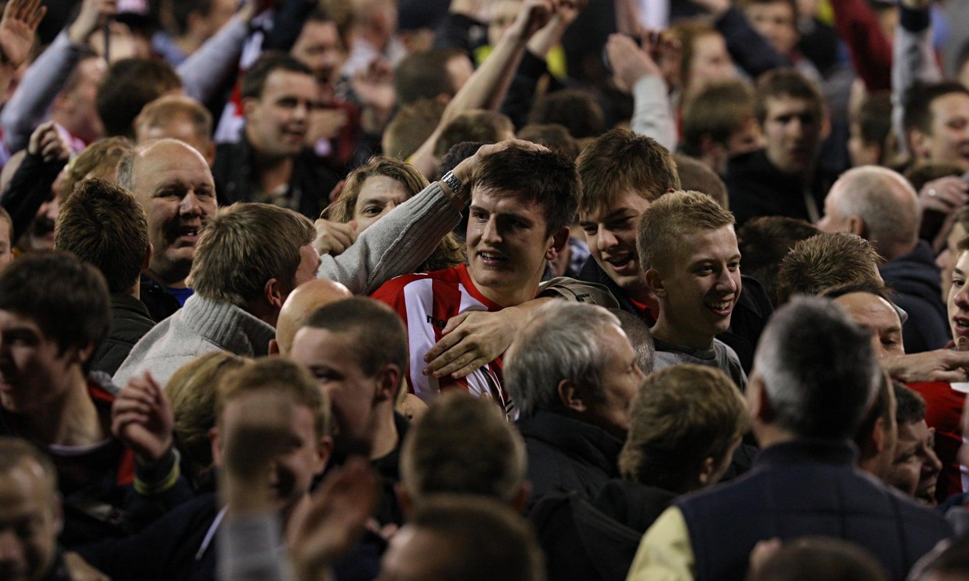 尤其是他们 尤其是他们